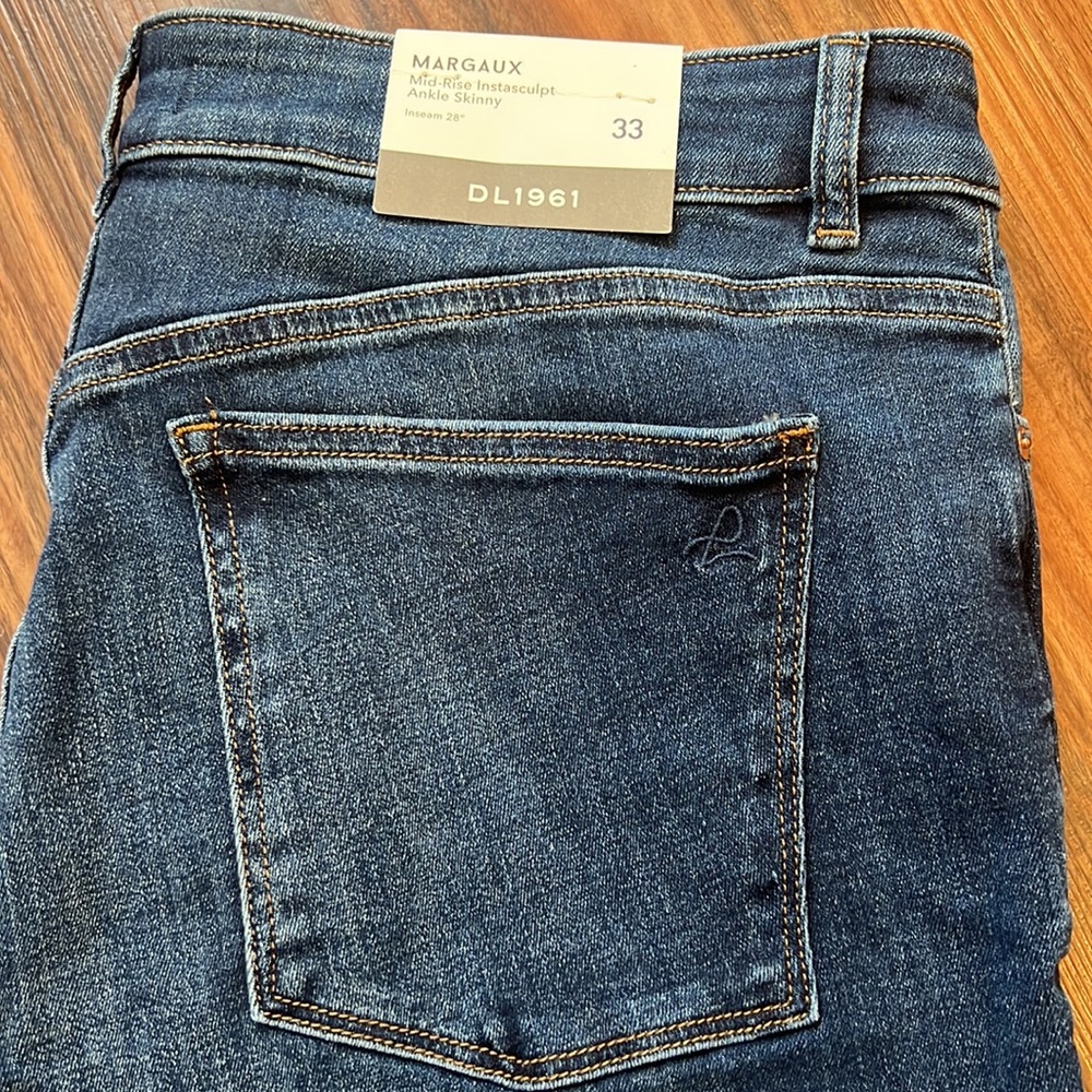 DL1961 Margaux Mid-Rise Instasculpt Ankle Skinny - Picture 13 of 15